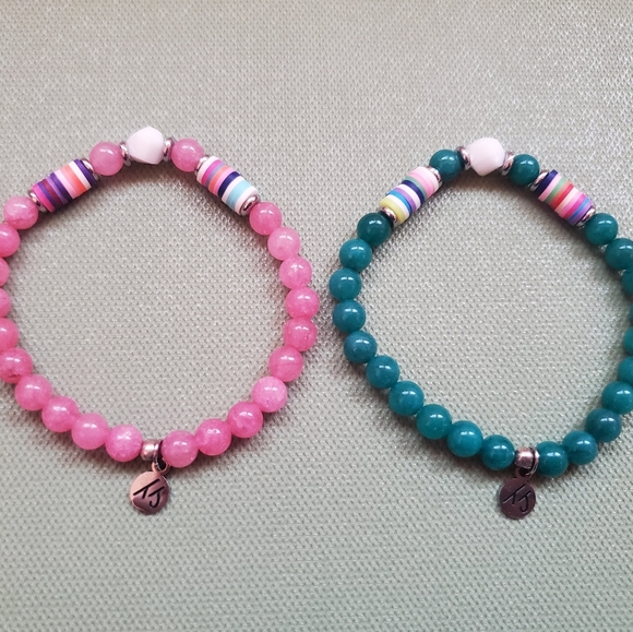 T. Jazelle Pink And Teal Beaded Bracelets - Picture 2 of 6